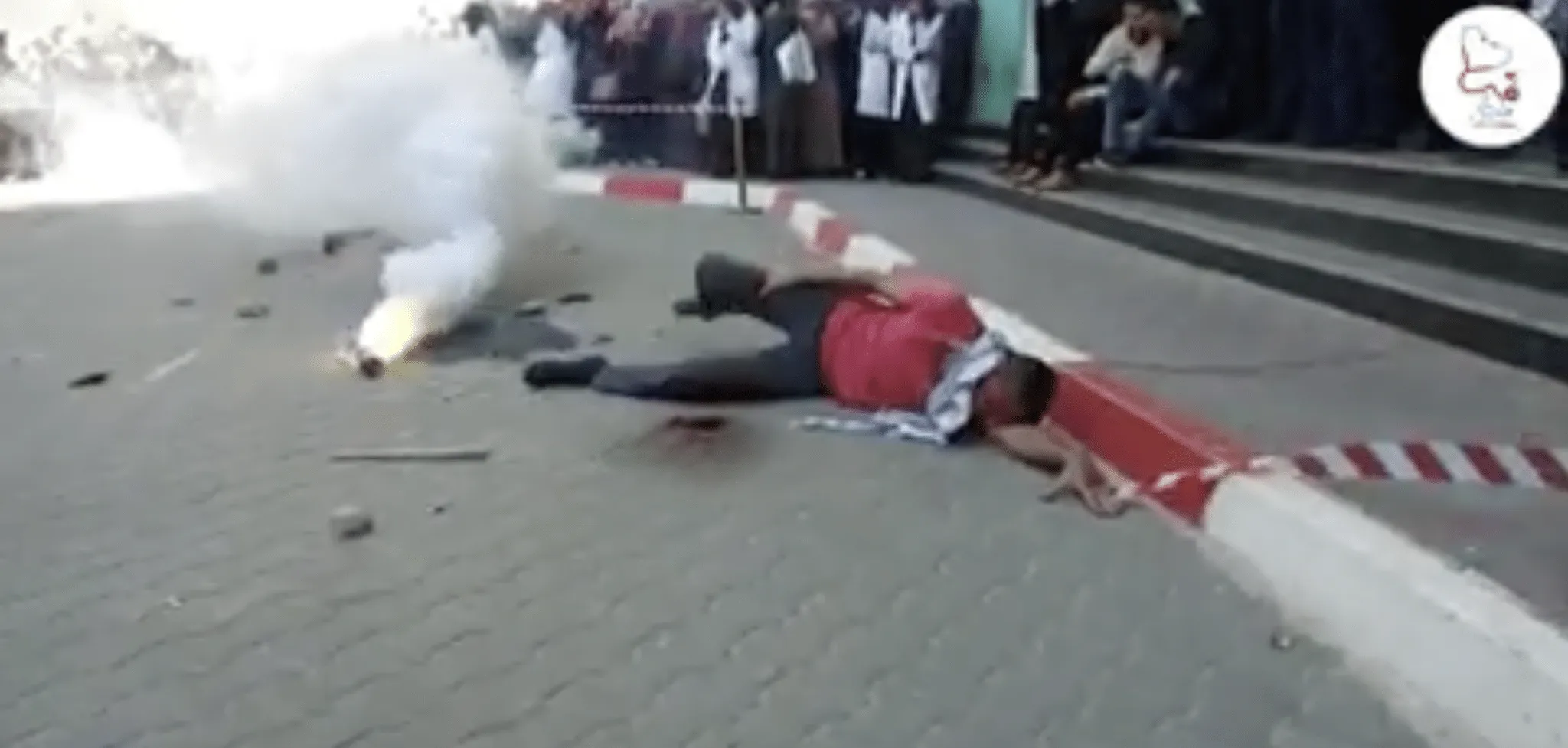 هذا الفيديو قديم وليس لمحاولات فلسطينية تزييف إصابات جراء الحرب الإسرائيلية